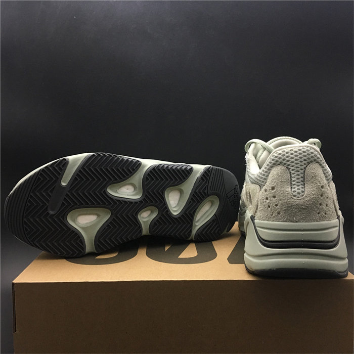 Ad*s yeezy boost 700 salt eg7487