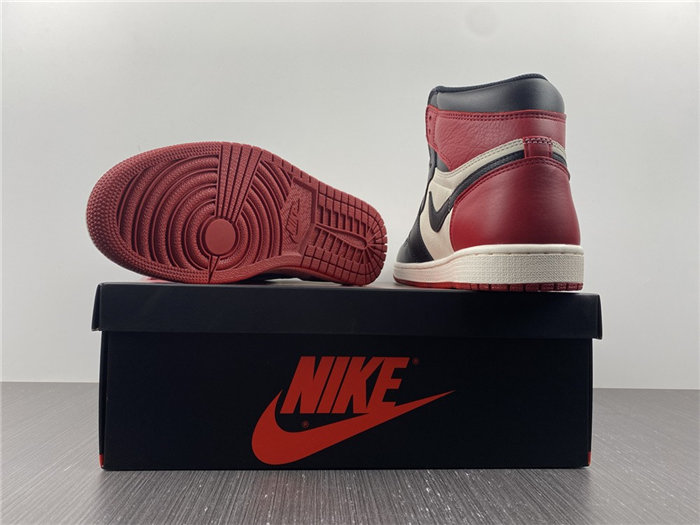 jordan1 retro bred toe 555088-610