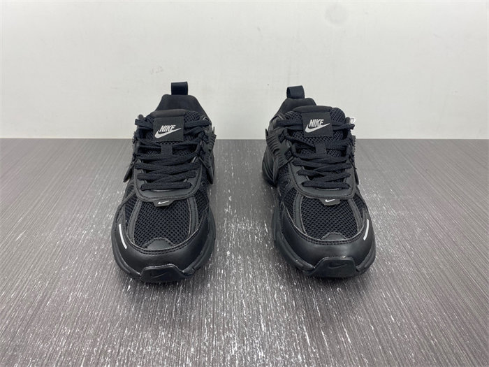 NIKEV2K Runtekk 3XL  FD0736-001