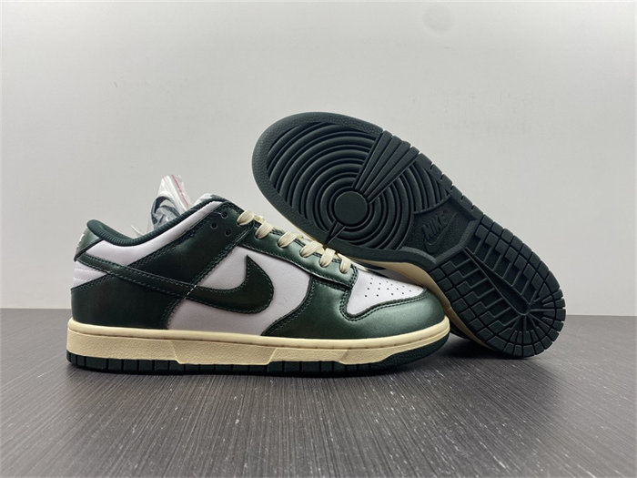 nike dunk low vintage green dq8580-100