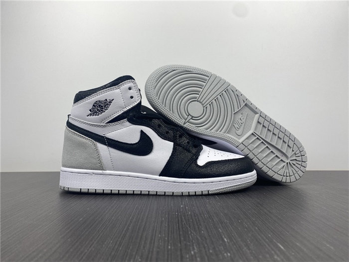 Jordan1 Retro OG Stage Haze 575441-108