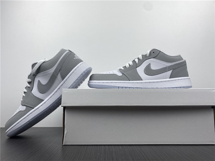 Jordan1 Wolf Grey DC0774-105