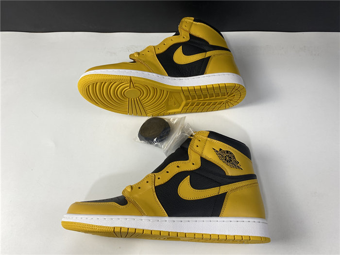 Jordan1 Retro Pollen 555088-701