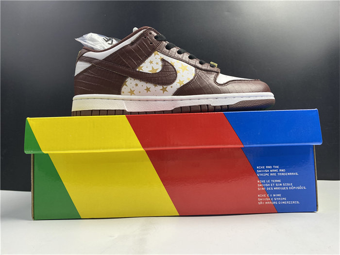 nike sb dunk low supreme stars barkroot brown dh3228-103