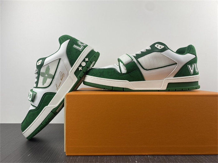 l**v trainer green 1a98v1