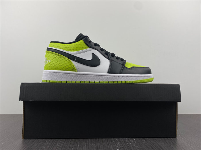 Jordan 1 Low Snakeskin Vivid Green DX4446-301