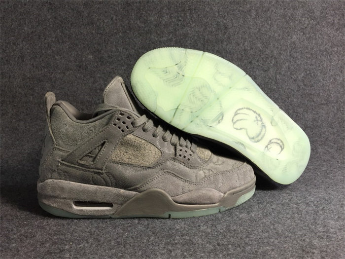 jordan 4 retro kaws 930155-003