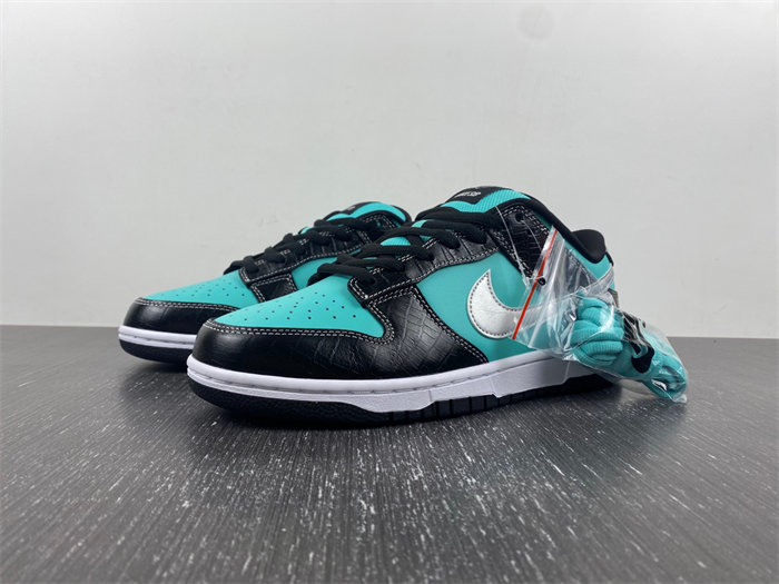 nike sb dunk low diamond supply co. aqua blue 304292-402