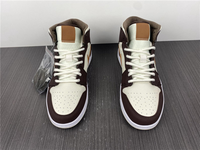 Jordan1 Mid SE Brown Basalt Oatmeal DO6699-200