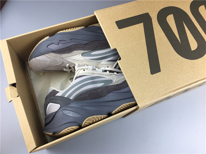 Yeezy Boost 700 V2 Tephra FU7914