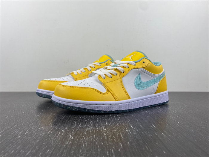 Jordan 1 Low SE Recycled Grind DX4375-800