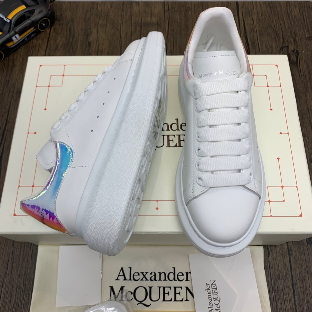 McQuen White Shock Pink 561580WHVI59375