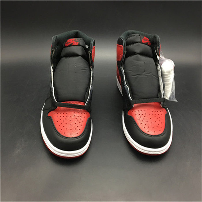 jordan1 bred banned 555088-001