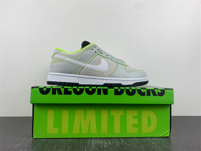 Nike Dunk Low University of Oregon PE FQ7260-001