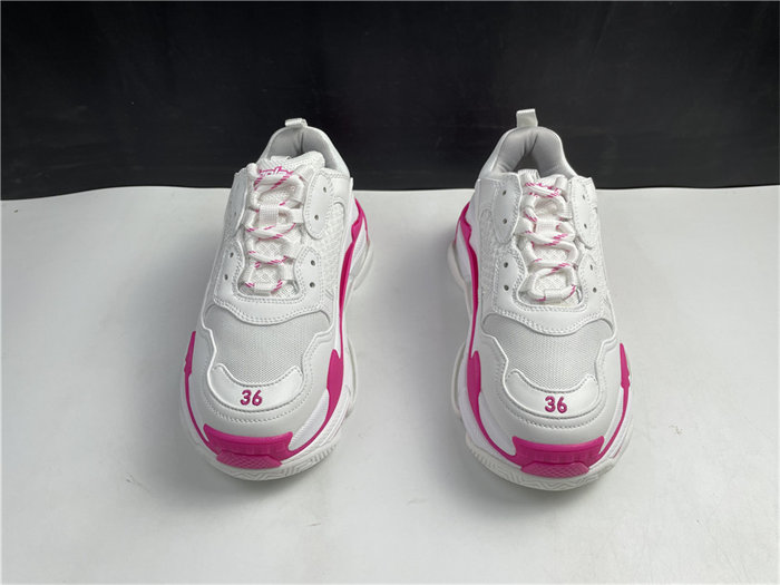 BLCG TRIPLE SNEAKER 536737 W0901 8101