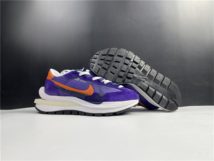 Nike Vaporwaffle sacai Dark Iris  DD1875-500