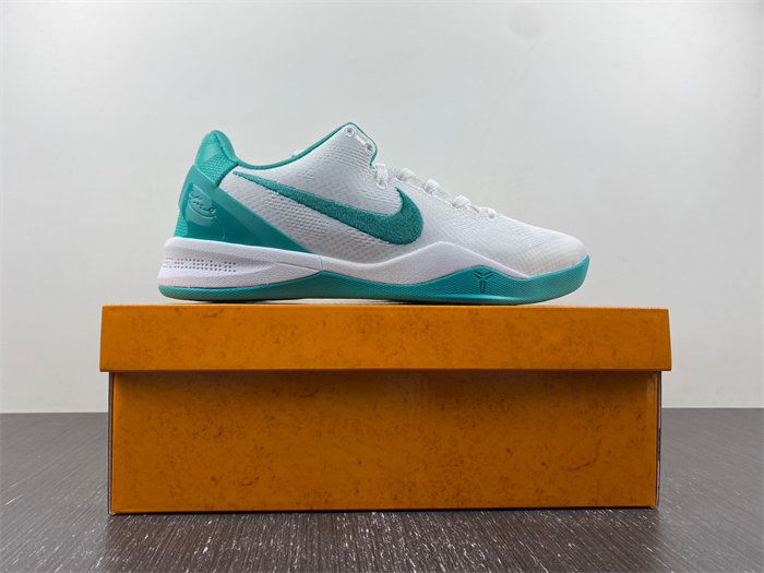 nike kobe 8 protro ‘radiant emerald’ fq3549-101