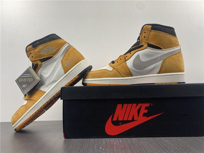 Jordan1 Element Gore-Tex Light Curry DB2889-700