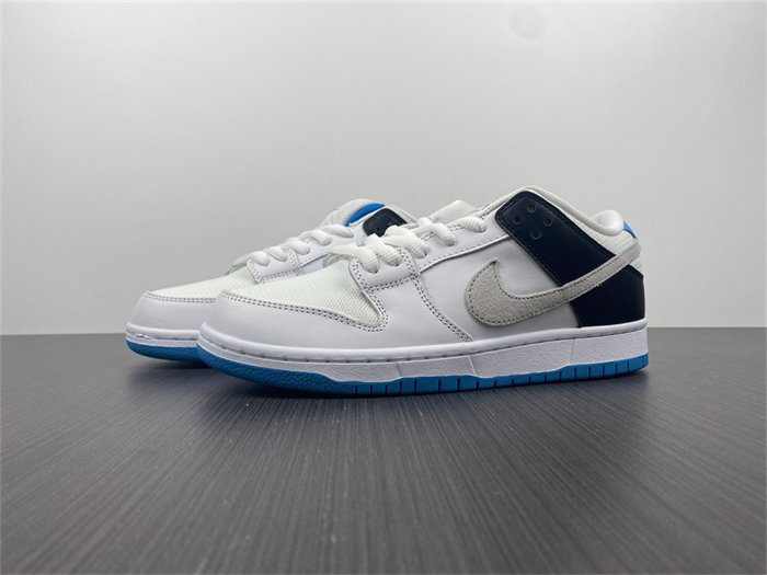 nike sb dunk low laser blue bq6817-101