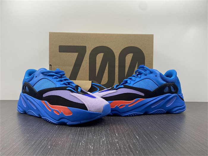 Yeezy Boost 700 Hi-Res Blue HP6674