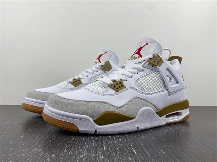 Nike SB x Air Jordan 4 DR5415-120