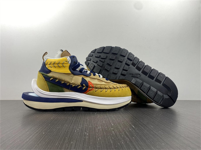 Nike Vaporwaffle sacai Jean Paul Gaultier Sesame Blue