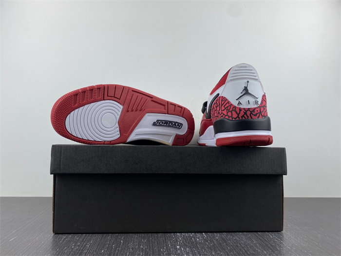 Jordan Legacy 312 Low Chicago Red. CD7069-116.