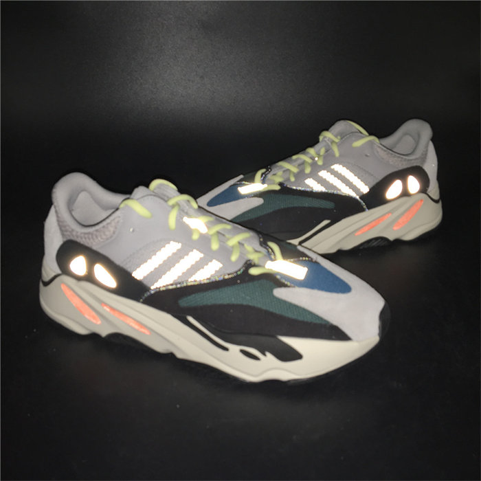 Yeezy Boost 700 Wave Runner Solid Grey B75571