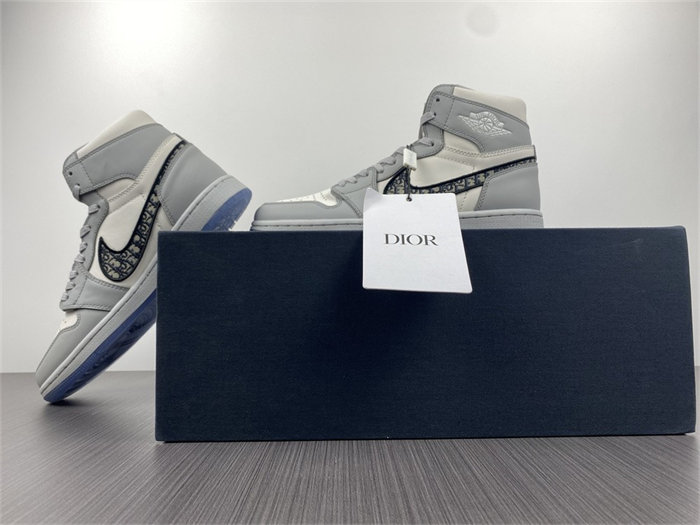 jordan 1 retro high D*or cn8607-002