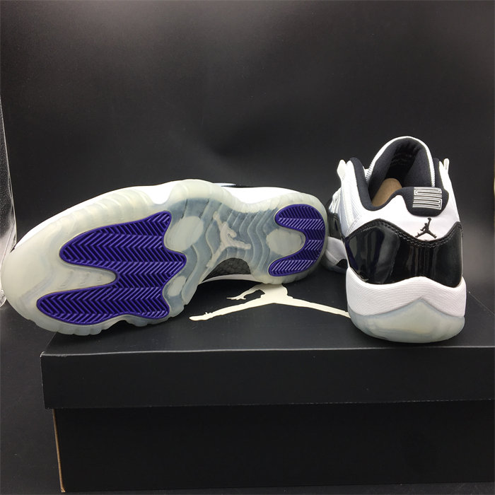 Jordan 11 Retro Low Concord 528895-153