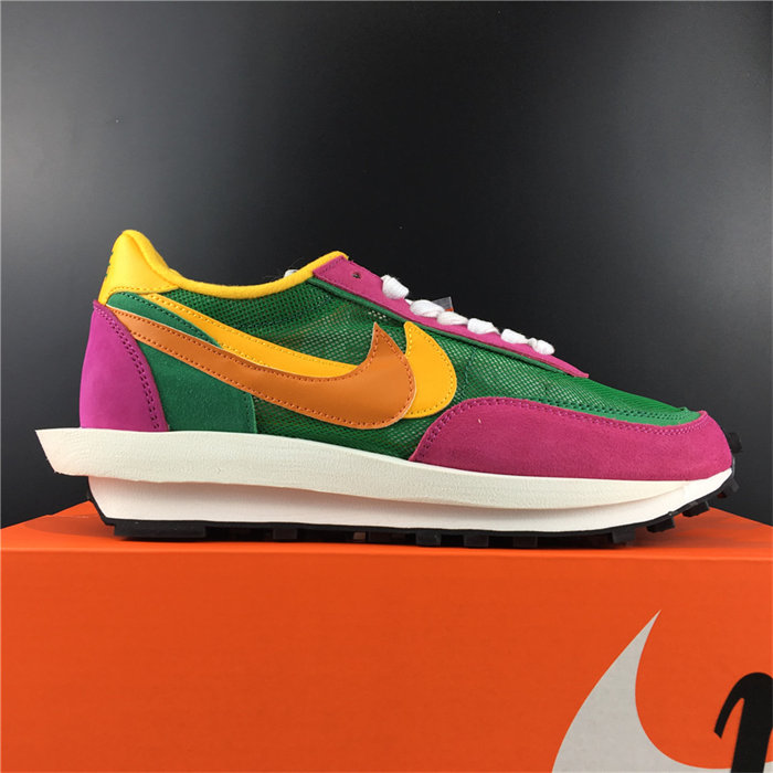 nike ld waffle sacai pine green bv0073-301