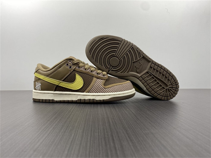 Nike Dunk Low SP Undefeated Canteen Dunk vs. AF1 Pack DH3061-200