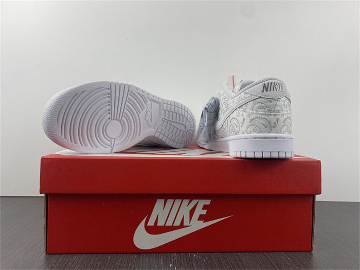 nike dunk low white paisley dj9955-100