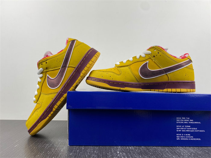 nike sb dunk low yellow lobster 313170-137566