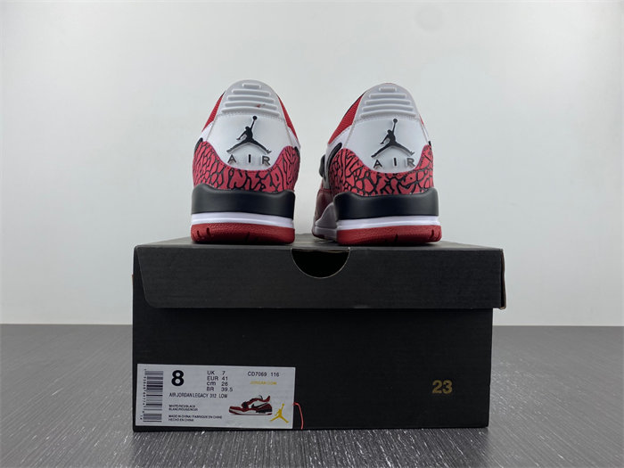 Jordan Legacy 312 Low Chicago Red. CD7069-116.