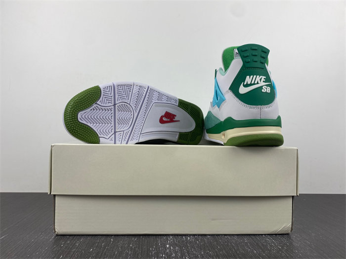 Air Jordan 4 PE SB AJ4-KNCW