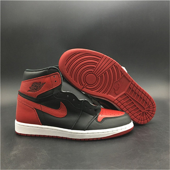 Jordan1 Bred Banned 555088-001