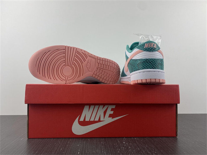 nike dunk low snakeskin washed teal bleached coral dr8577-300