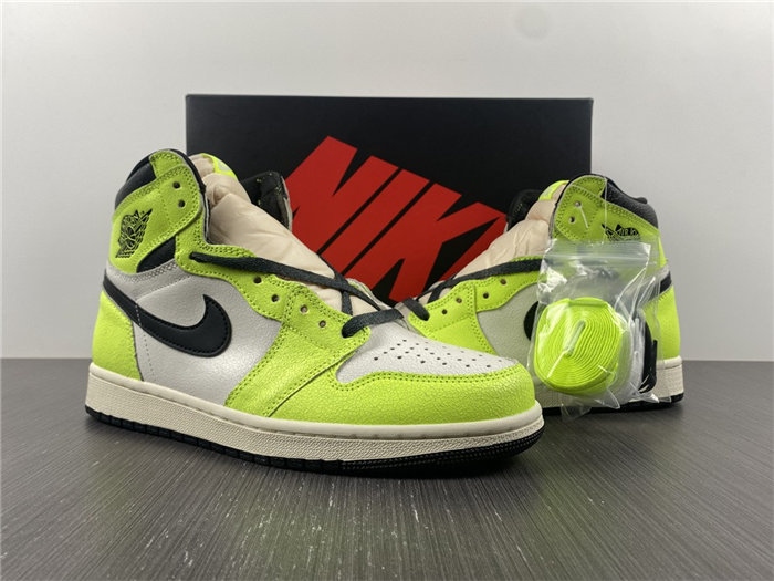 jordan1 retro og visionaire 555088-702