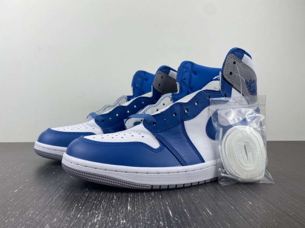 jordan 1 retro high og true blue fd1437-410