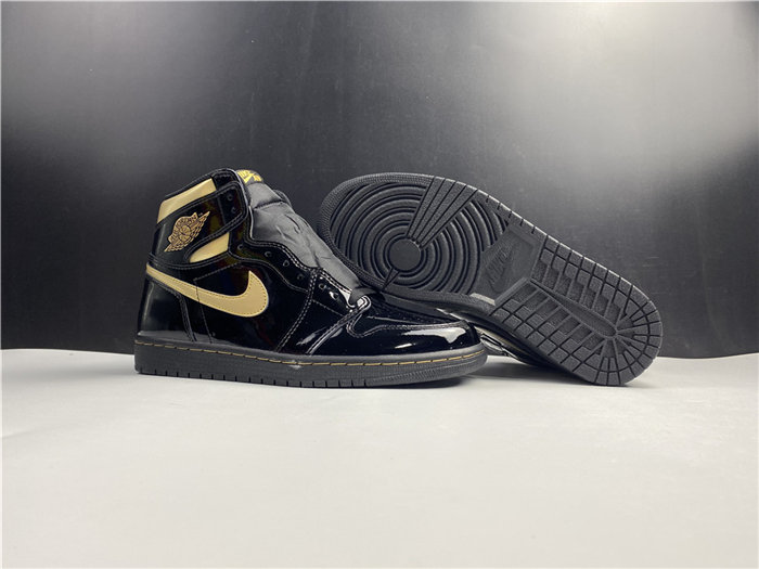 jordan1 retro black metallic gold 555088-032