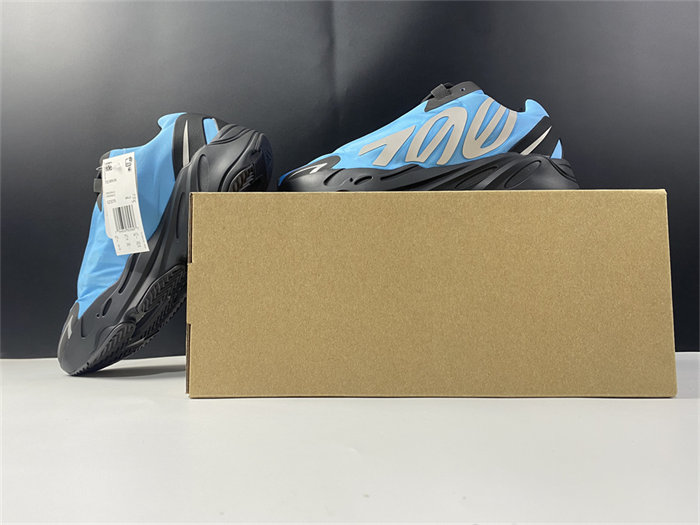 Ad*s yeezy boost 700 mnvn bright cyan gz3079