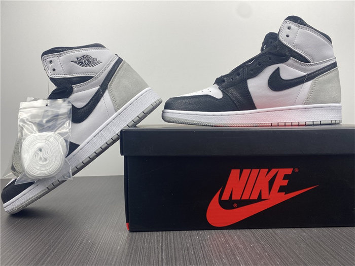 Jordan1 Retro OG Stage Haze 575441-108