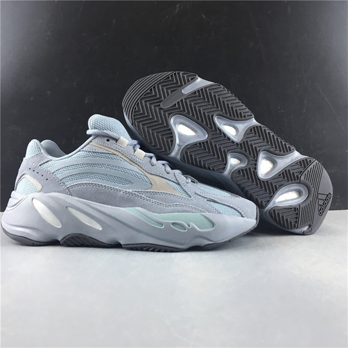 yeezy boost 700 v2 hospital blue fv8424