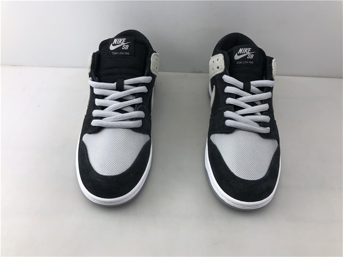 nike sb zoom dunk low pro black wolf grey white 854866-001