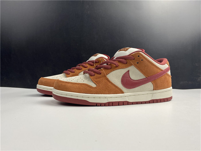 nike sb dunk low pro dark russet cedar bq6817-202