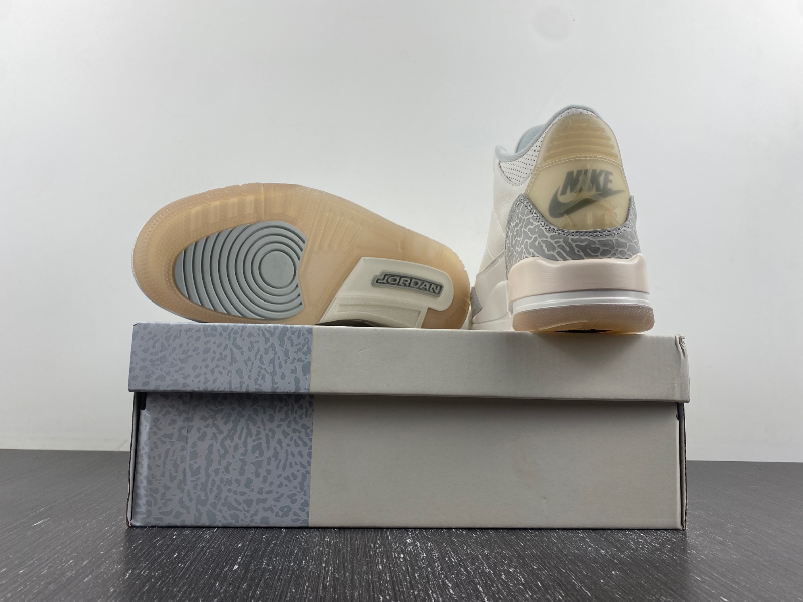 Air Jordan 3 Craft “Ivory”