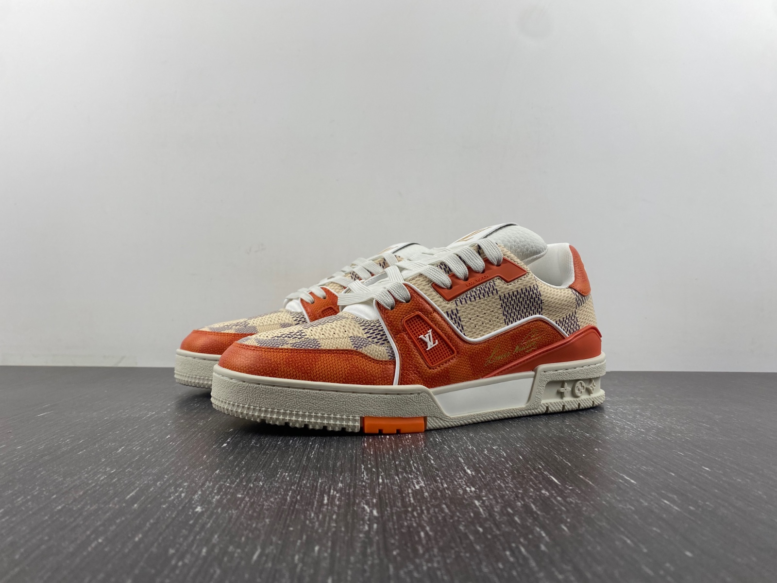 l**v trainer new york limited white-orange-gray check color