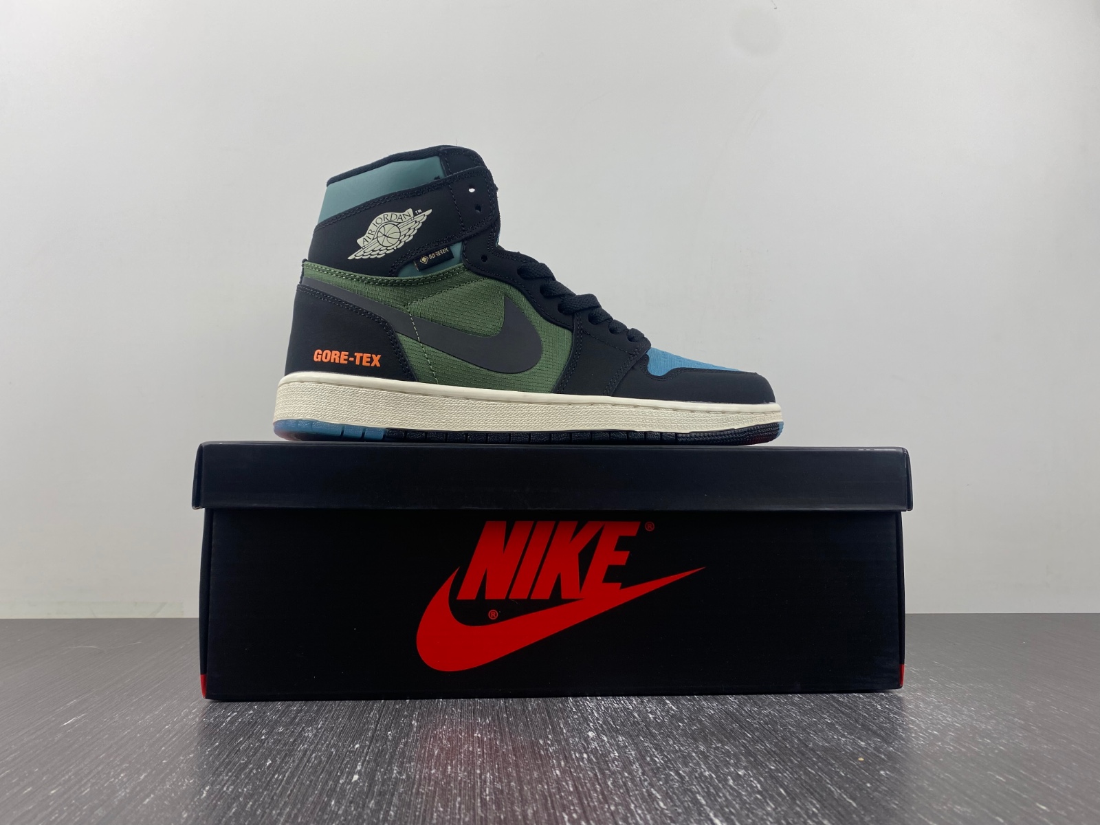 air jordan 1 high element gore-tex 