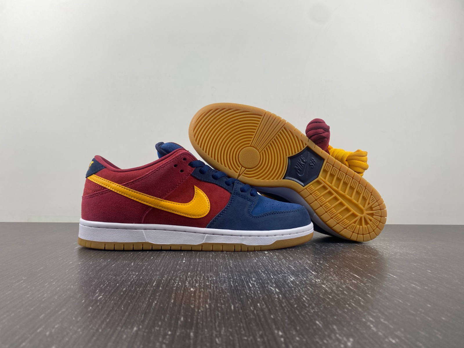 Nike SB Dunk Low Pro “Barcelona”